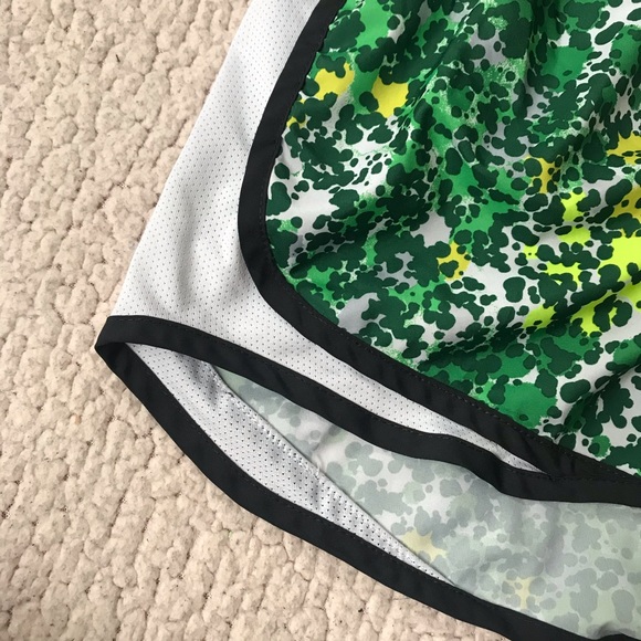 Nike Swim Shorts (Dri-Fit) - Picture 4 of 7